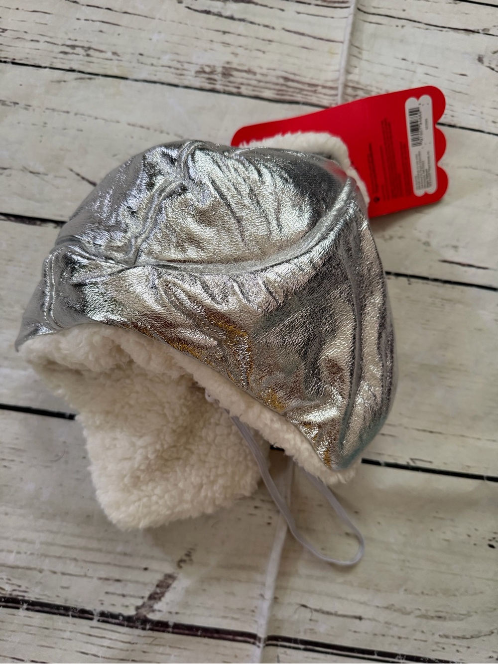 Boots & Barkley Metallic Silver Trapper Hat with White Sherpa - Picture 2 of 6